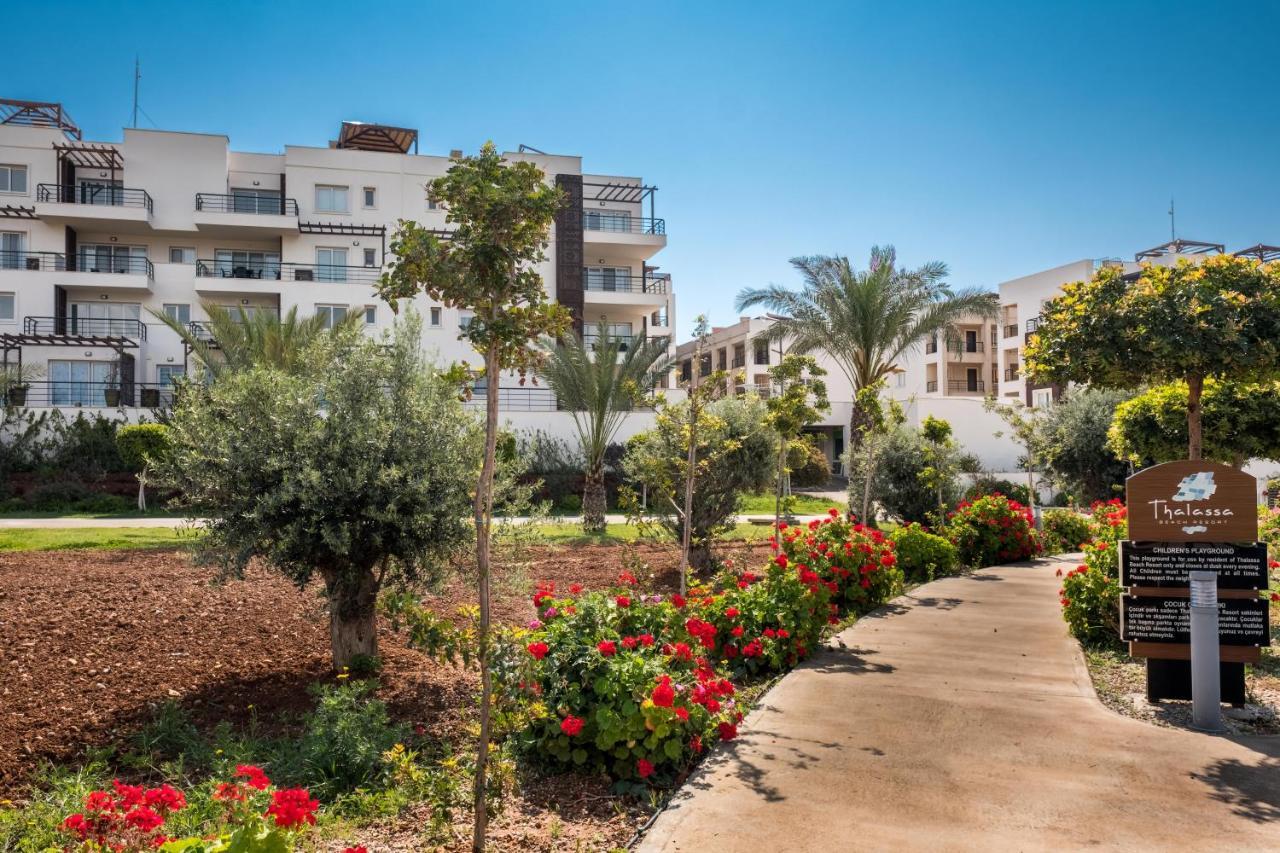 Thalassa Beach Family & Waterpark Resort Vokolidha Exterior foto