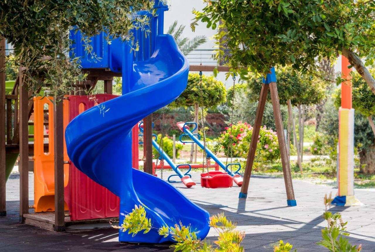 Thalassa Beach Family & Waterpark Resort Vokolidha Exterior foto