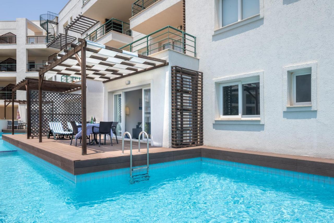 Thalassa Beach Family & Waterpark Resort Vokolidha Exterior foto