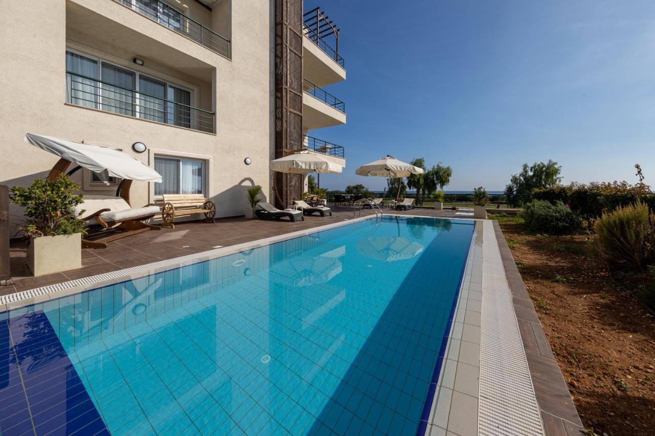 Thalassa Beach Family & Waterpark Resort Vokolidha Exterior foto
