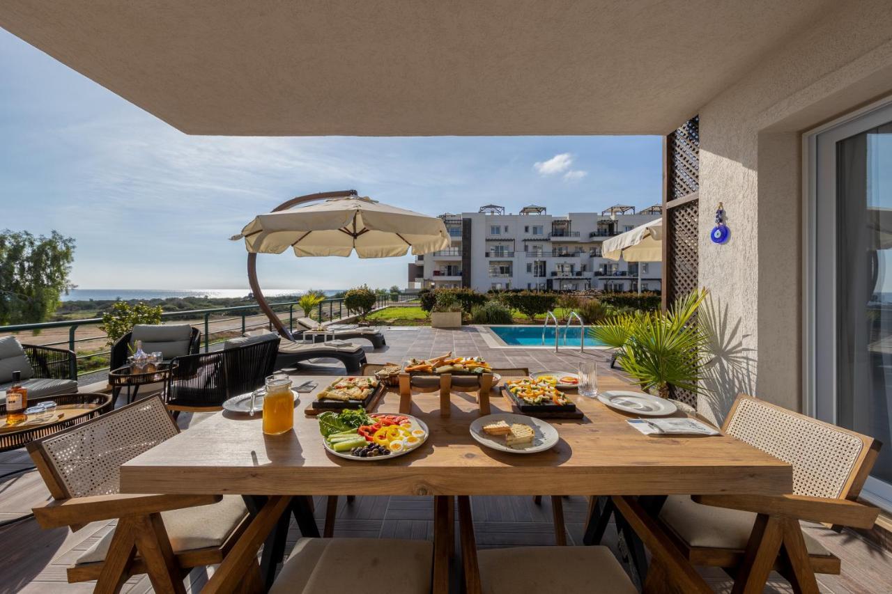 Thalassa Beach Family & Waterpark Resort Vokolidha Exterior foto
